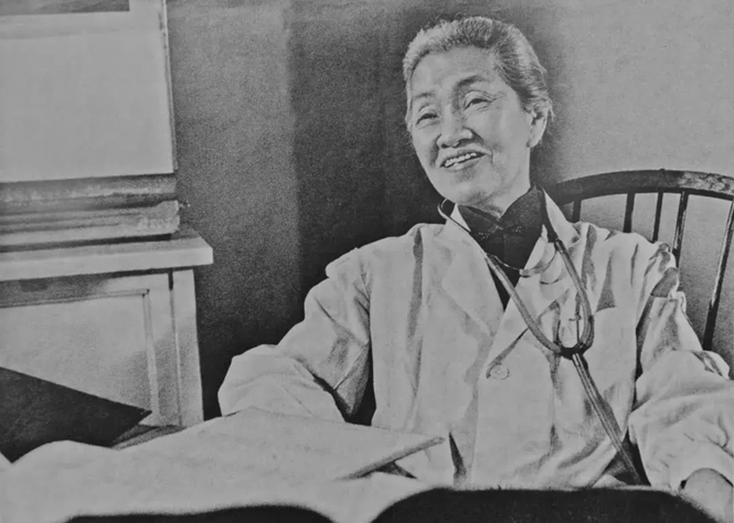 鼓浪屿文化行之致敬林巧稚诞辰120周年活动在毓园成功举办